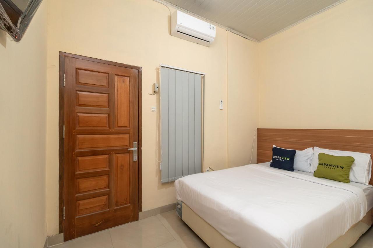 Urbanview Hotel Salsabilah Palembang By Reddoorz Exterior foto