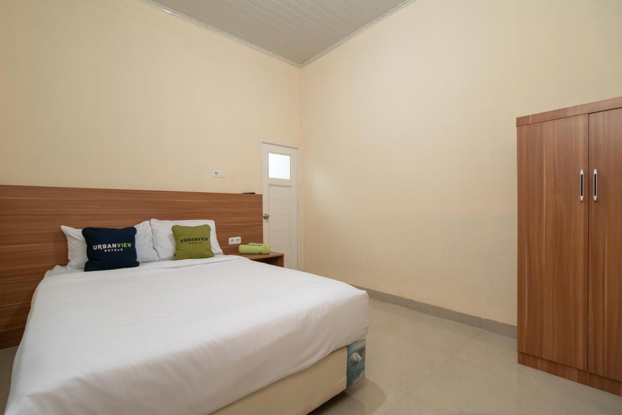 Urbanview Hotel Salsabilah Palembang By Reddoorz Exterior foto